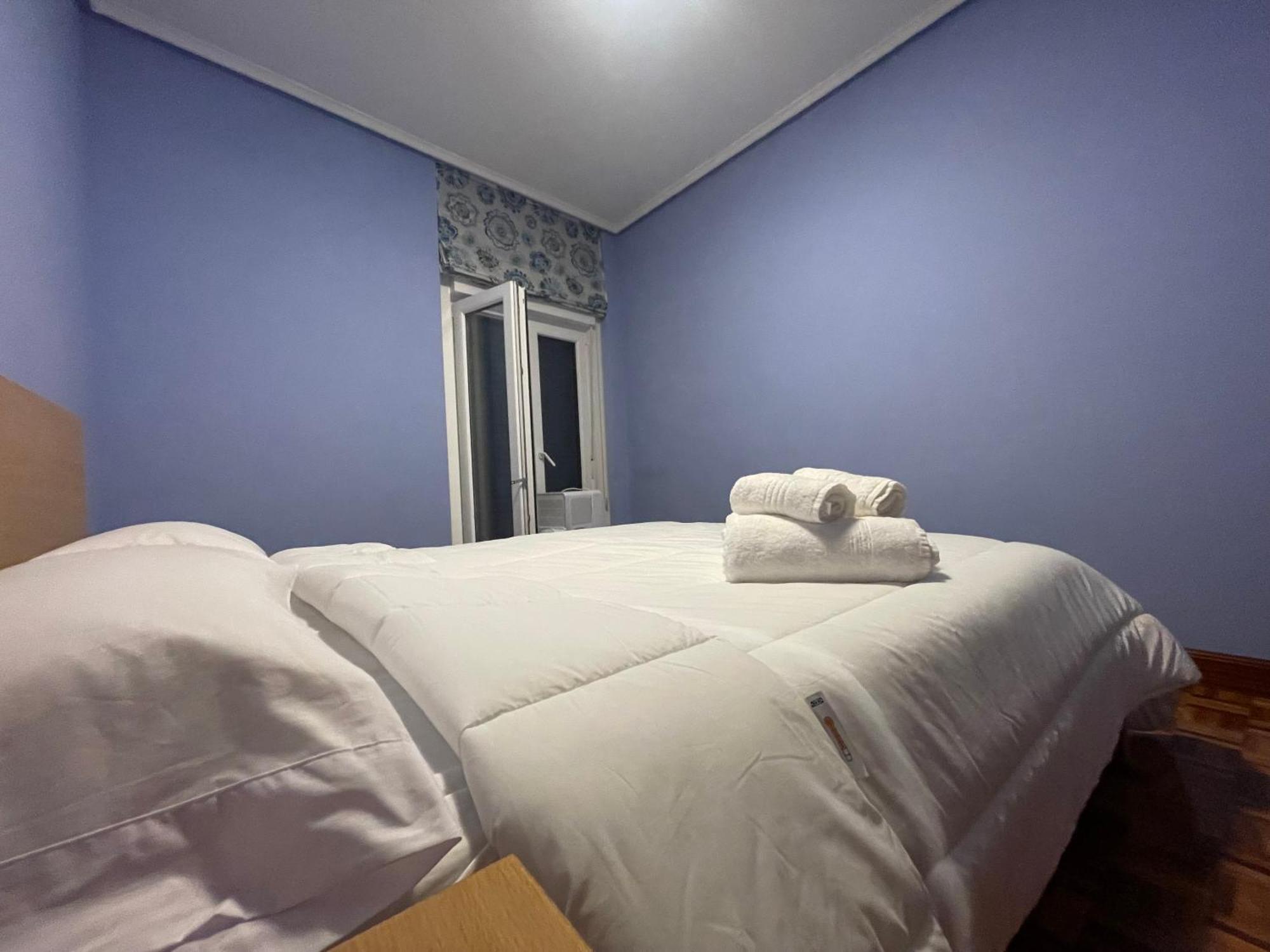 Encantador Apartamento En El Centro De Castro Кастро-Урдиалес Экстерьер фото