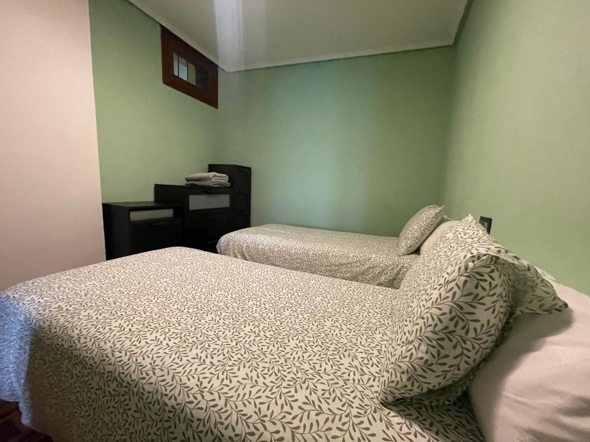 Encantador Apartamento En El Centro De Castro Кастро-Урдиалес Экстерьер фото